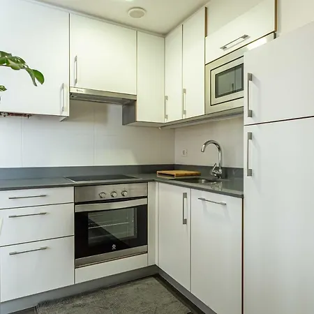Atico Nuevo Centriquisimo Playa Orzan Garaje Gratis Y 2 Banos Apartment A Coruna