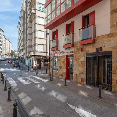Atico Nuevo Centriquisimo Playa Orzan Garaje Gratis Y 2 Banos Apartment