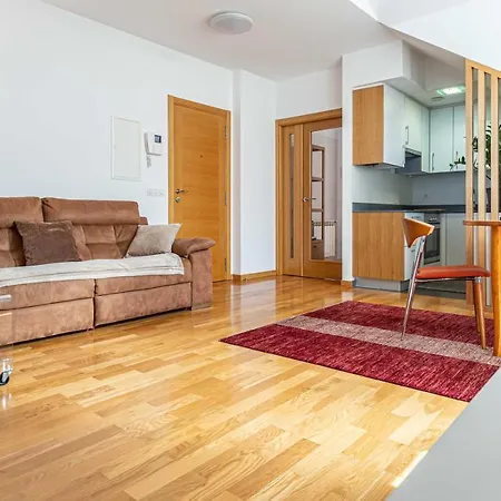Atico Nuevo Centriquisimo Playa Orzan Garaje Gratis Y 2 Banos Apartment